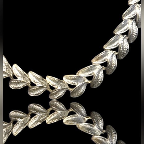 Vintage 1960’s Demi Parure Necklace and Earrings - Picture 1 of 12